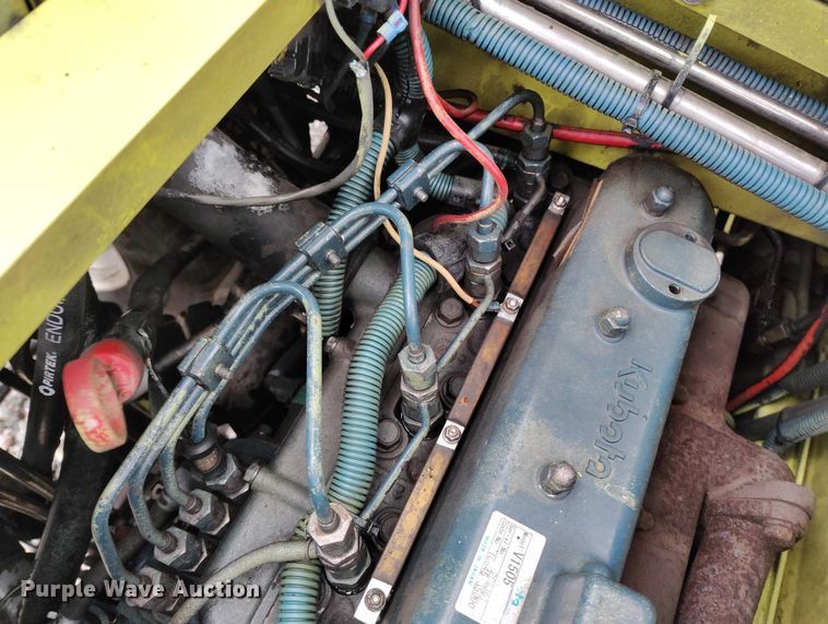 image for item IH9464 2002 Donkey D13-4K forklift