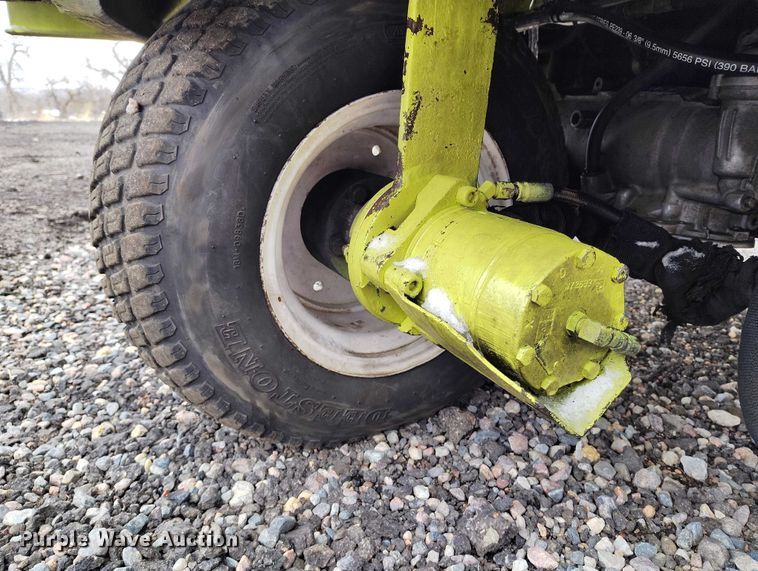 image for item IH9464 2002 Donkey D13-4K forklift