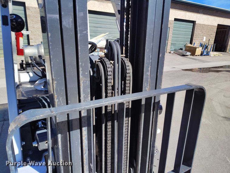 image for item IH9465 2016 UniCarriers PF50 forklift