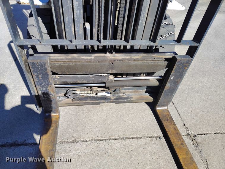 image for item IH9465 2016 UniCarriers PF50 forklift