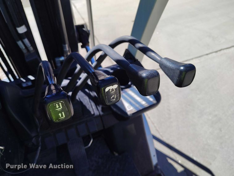 image for item IH9465 2016 UniCarriers PF50 forklift