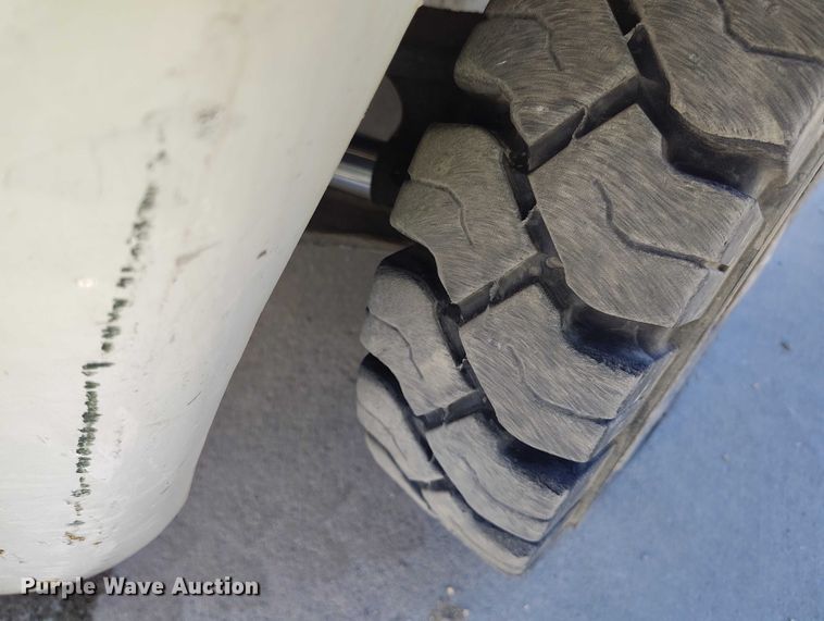 image for item IH9465 2016 UniCarriers PF50 forklift