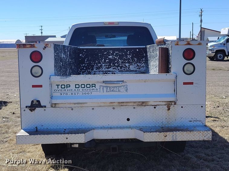 image for item IH9475 2014 Ford F250 Super Duty Ext. Cab utility bed pickup truck