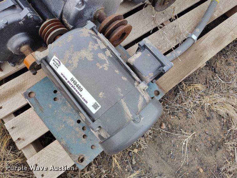 image for item IH9489 (9) electric motors