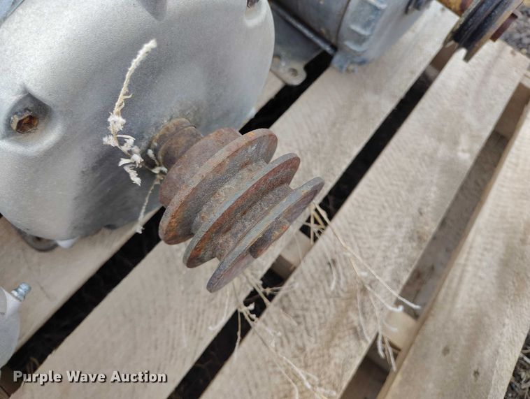 image for item IH9489 (9) electric motors