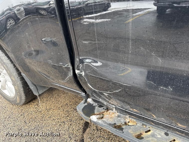 image for item ND9460 2021 Chevrolet Silverado 1500 Ext. Cab pickup truck