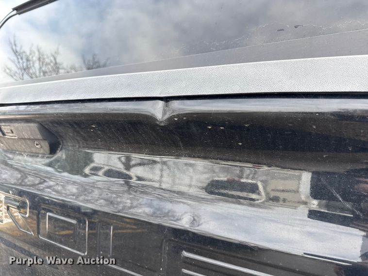 image for item ND9460 2021 Chevrolet Silverado 1500 Ext. Cab pickup truck