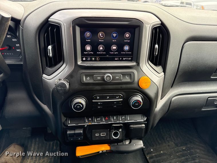 image for item ND9460 2021 Chevrolet Silverado 1500 Ext. Cab pickup truck