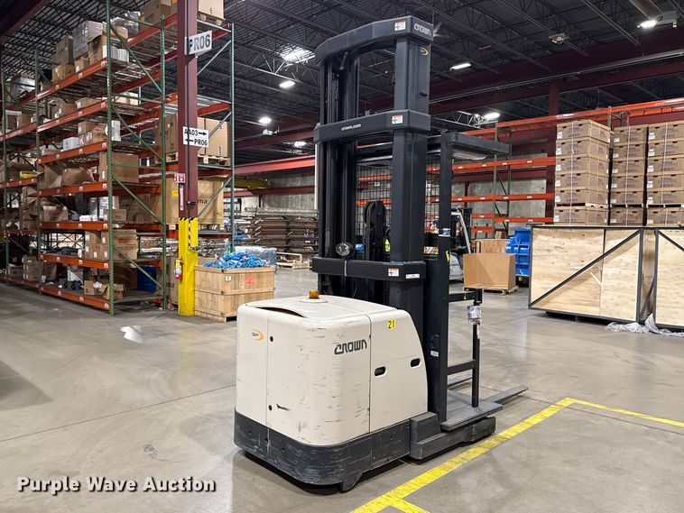 image for item ND9461 2017 Crown SP3520-30 order picker