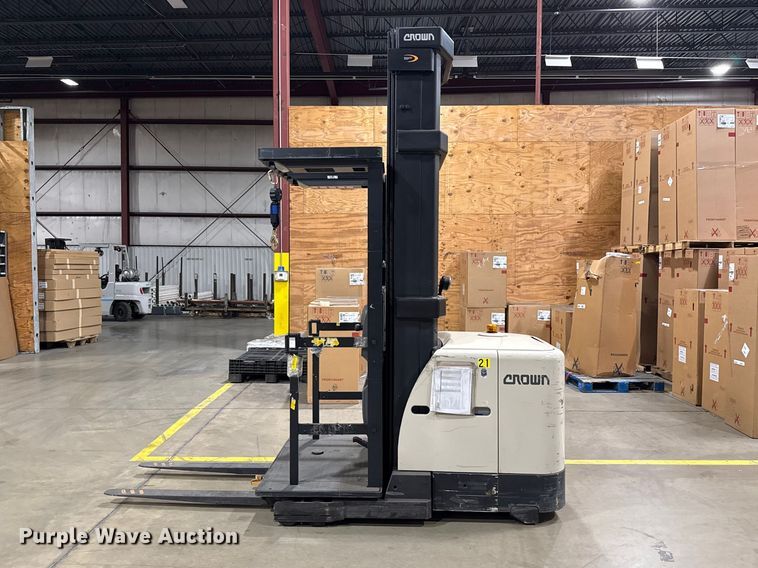 image for item ND9461 2017 Crown SP3520-30 order picker