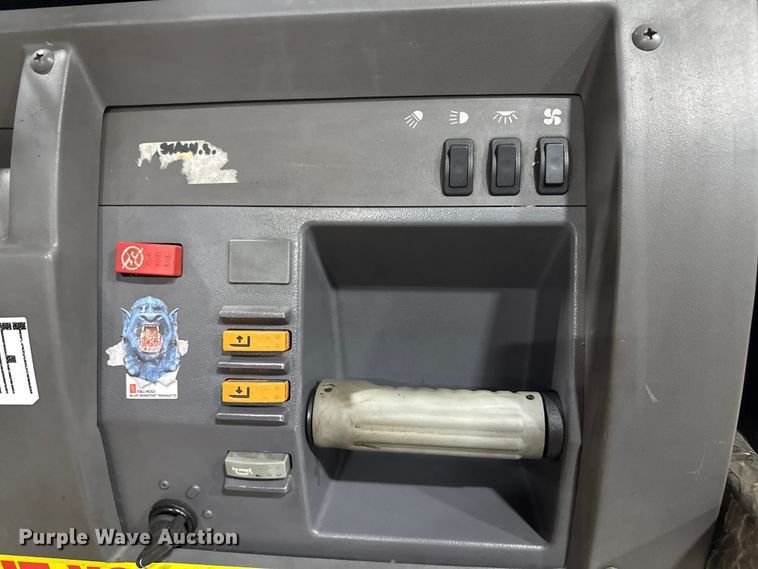 image for item ND9461 2017 Crown SP3520-30 order picker