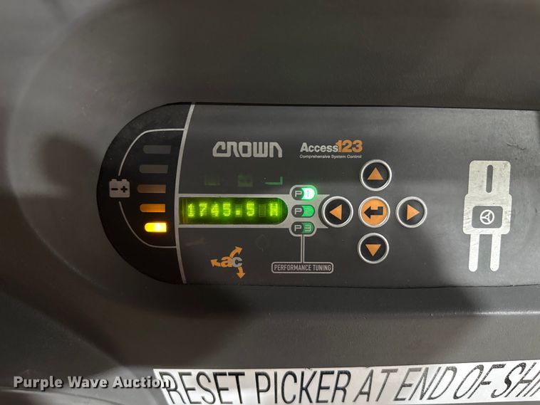 image for item ND9461 2017 Crown SP3520-30 order picker