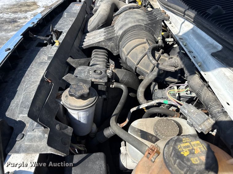 image for item ND9462 2017 Ford E350 shuttle bus