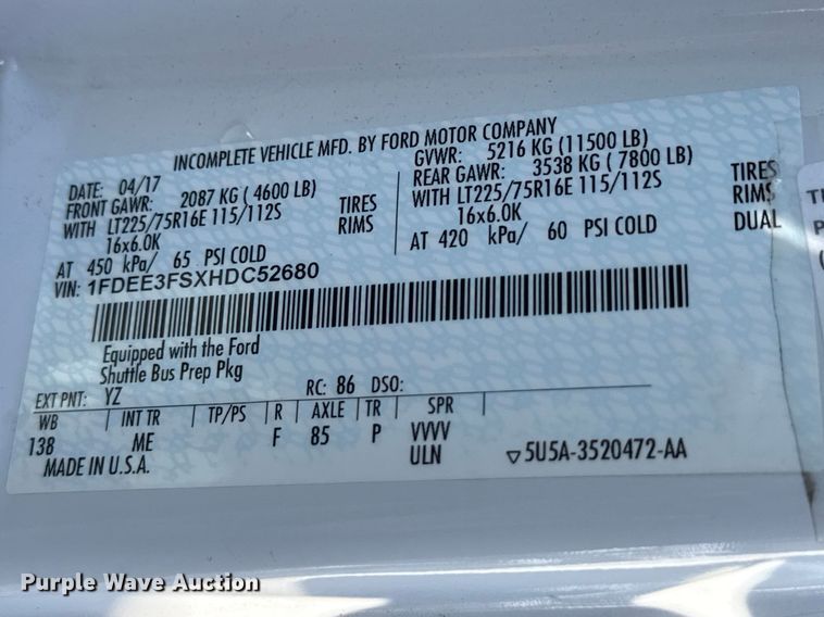 image for item ND9462 2017 Ford E350 shuttle bus