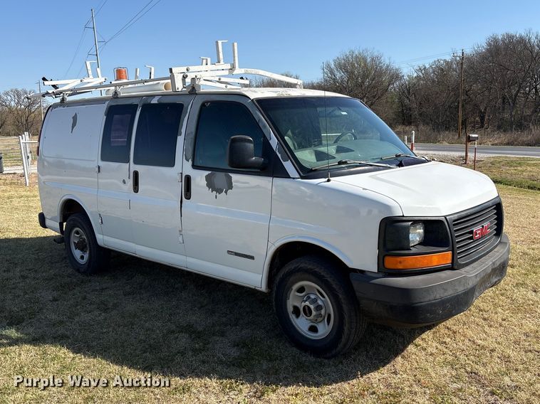 image for item NK9055 2003 GMC Savana van