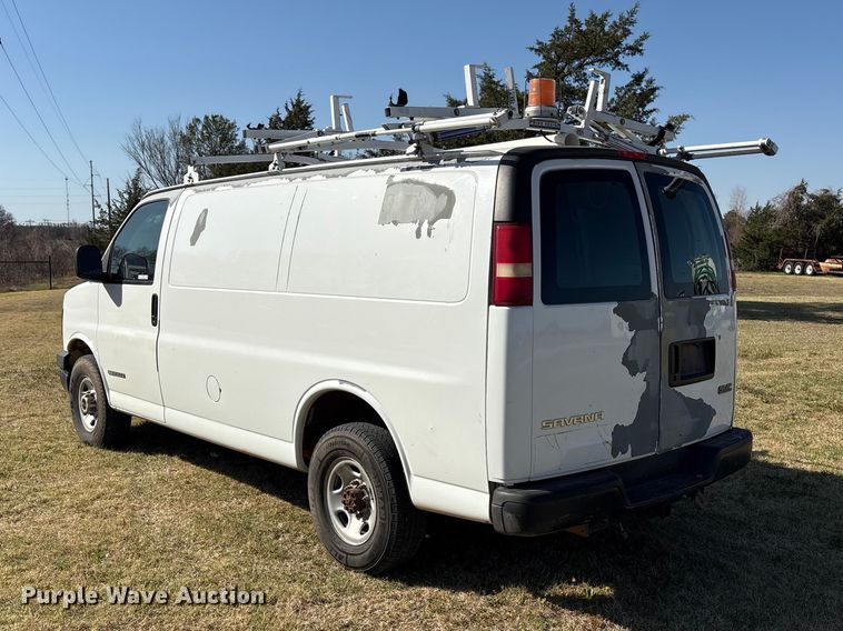 image for item NK9055 2003 GMC Savana van