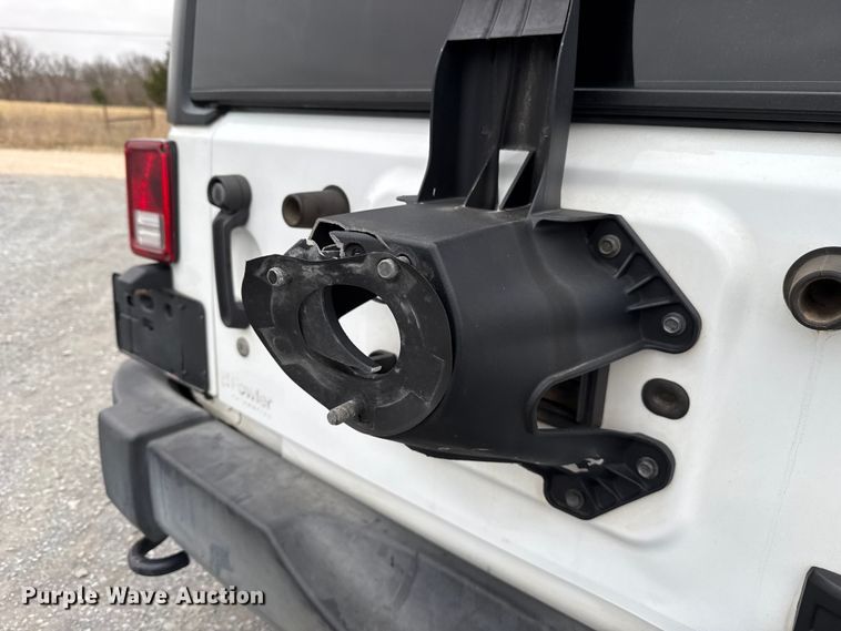 image for item NK9123 2017 Jeep Wrangler SUV