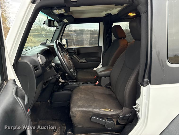 image for item NK9123 2017 Jeep Wrangler SUV