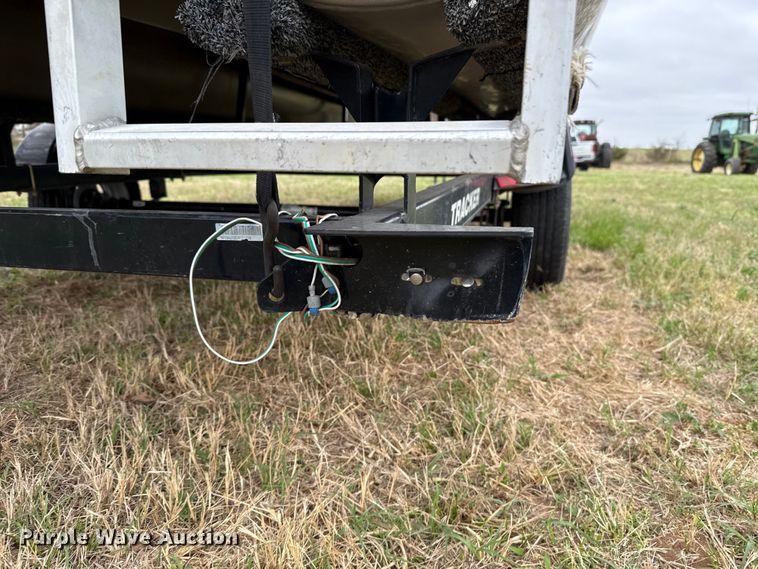 image for item NK9127 2012 Sun Tracker Fishin' Barge 20 boat