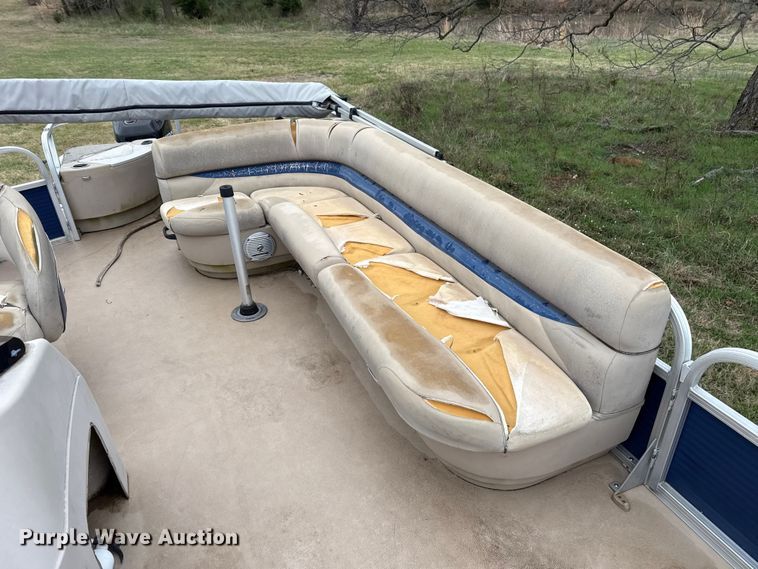 image for item NK9127 2012 Sun Tracker Fishin' Barge 20 boat