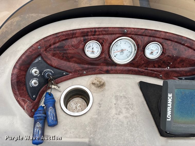 image for item NK9127 2012 Sun Tracker Fishin' Barge 20 boat