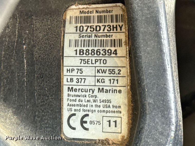 image for item NK9127 2012 Sun Tracker Fishin' Barge 20 boat