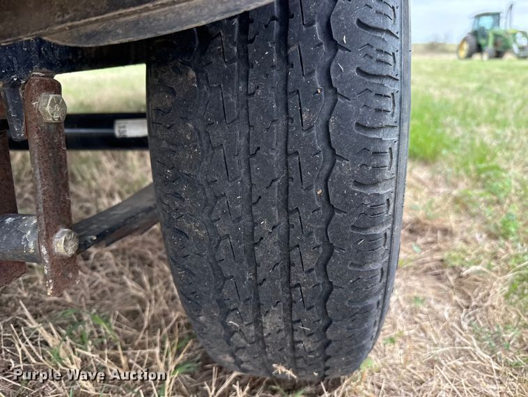 image for item NK9127 2012 Sun Tracker Fishin' Barge 20 boat