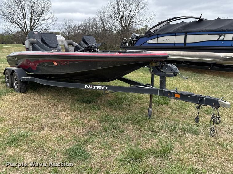 image for item NK9128 2019 White River Nitro Z19 boat
