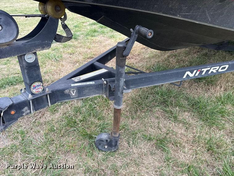 image for item NK9128 2019 White River Nitro Z19 boat