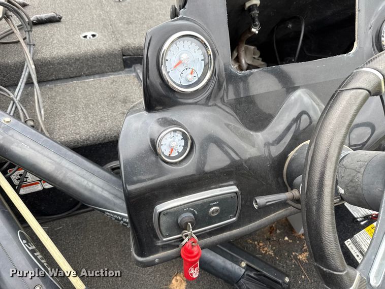 image for item NK9128 2019 White River Nitro Z19 boat