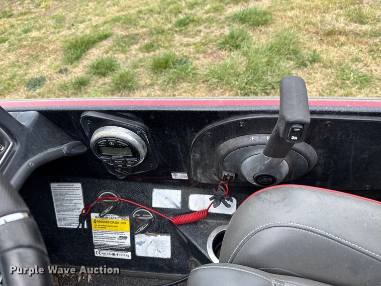 image for item NK9128 2019 White River Nitro Z19 boat