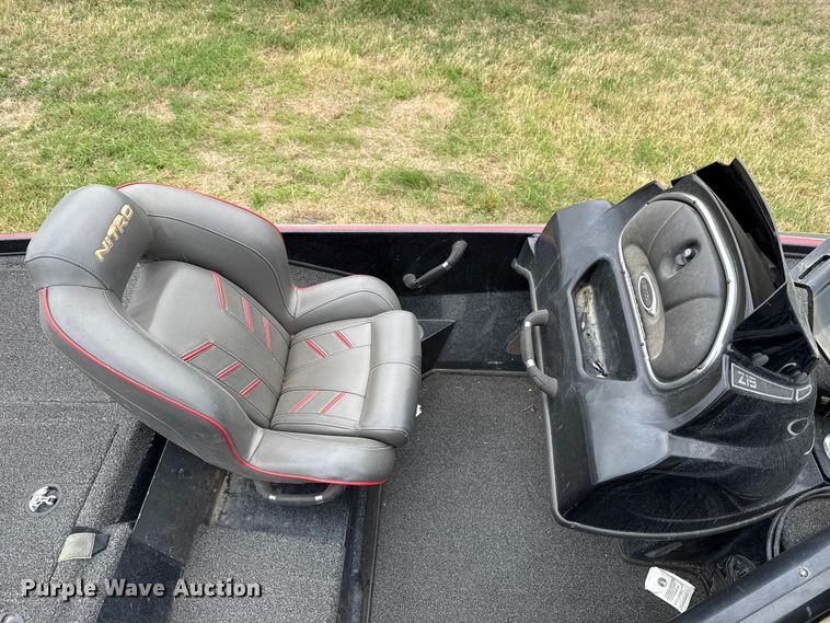 image for item NK9128 2019 White River Nitro Z19 boat