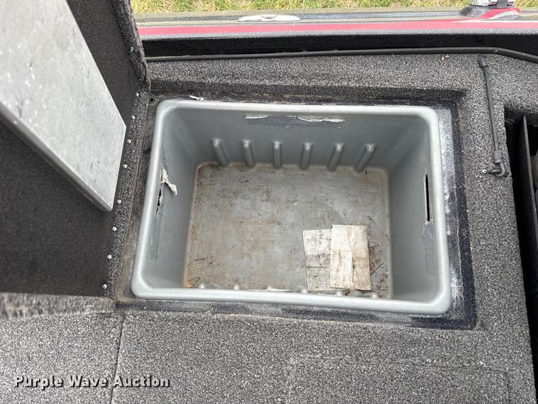 image for item NK9128 2019 White River Nitro Z19 boat