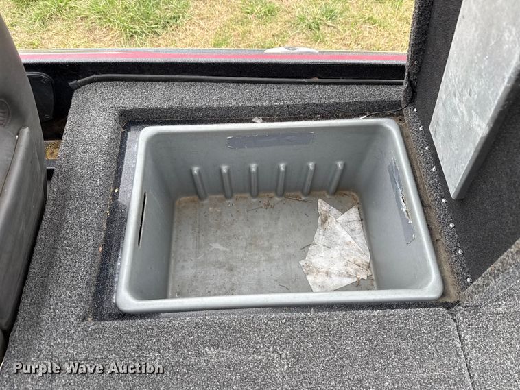 image for item NK9128 2019 White River Nitro Z19 boat