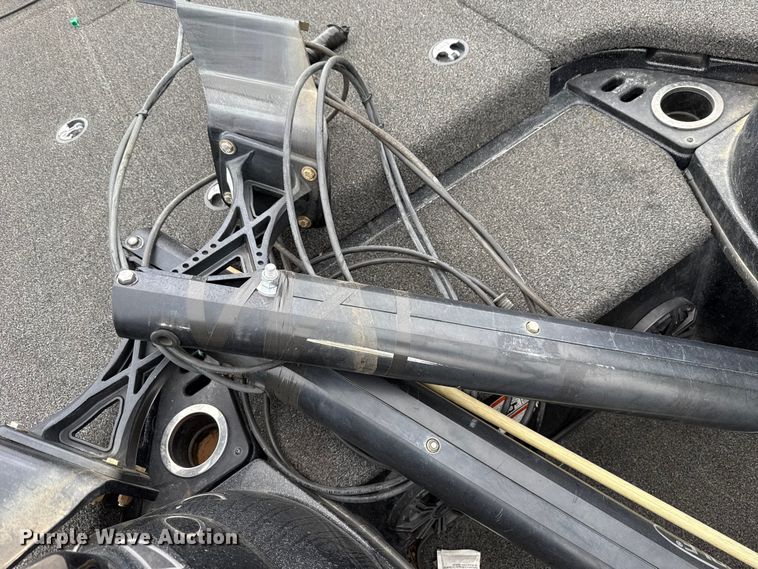 image for item NK9128 2019 White River Nitro Z19 boat