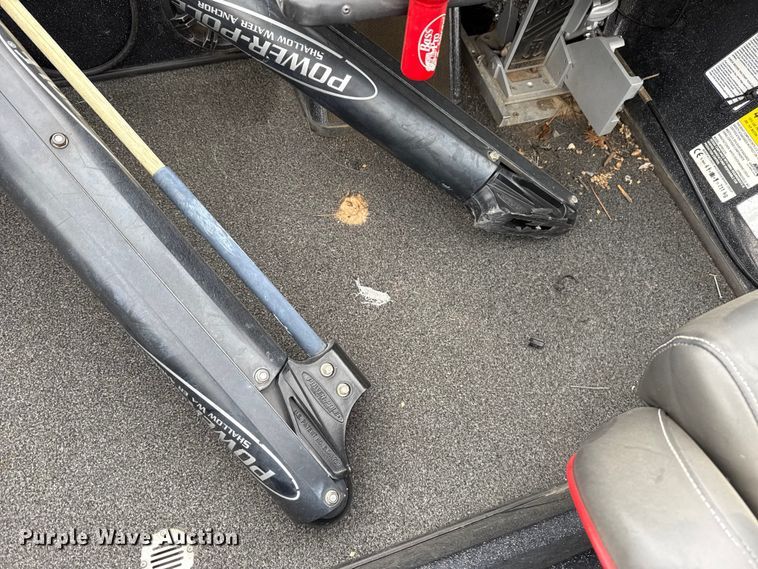 image for item NK9128 2019 White River Nitro Z19 boat