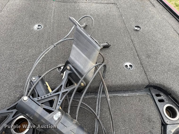 image for item NK9128 2019 White River Nitro Z19 boat