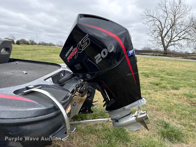 image for item NK9128 2019 White River Nitro Z19 boat