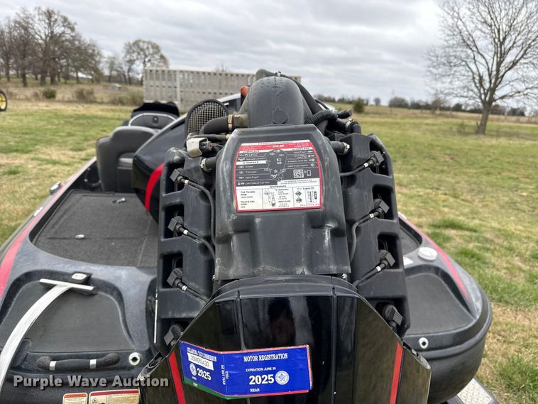 image for item NK9128 2019 White River Nitro Z19 boat