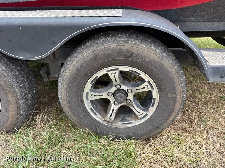 image for item NK9128 2019 White River Nitro Z19 boat