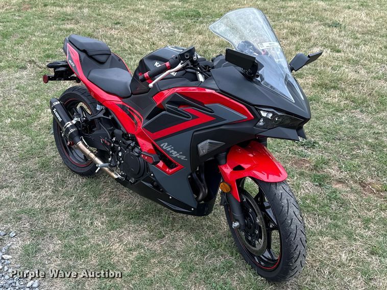 image for item NK9131 2025 Kawasaki Ninja 500 motorcycle