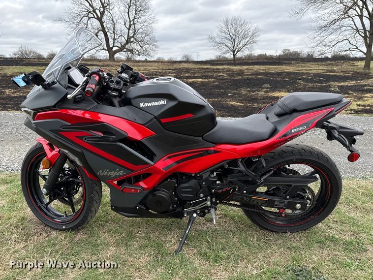 image for item NK9131 2025 Kawasaki Ninja 500 motorcycle