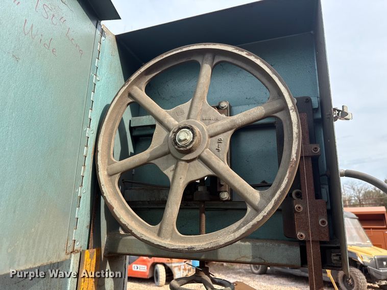 image for item NK9139 Journeyman  band saw