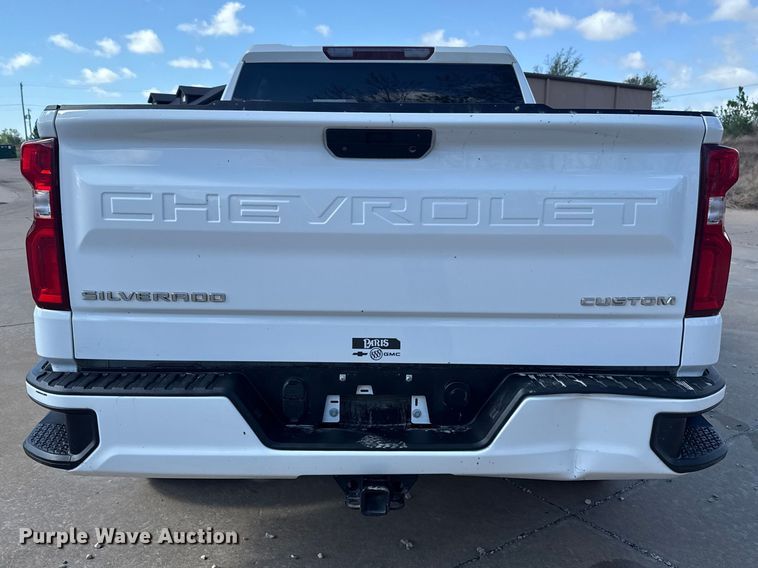 image for item NK9149 2021 Chevrolet Silverado 1500 Crew Cab pickup truck