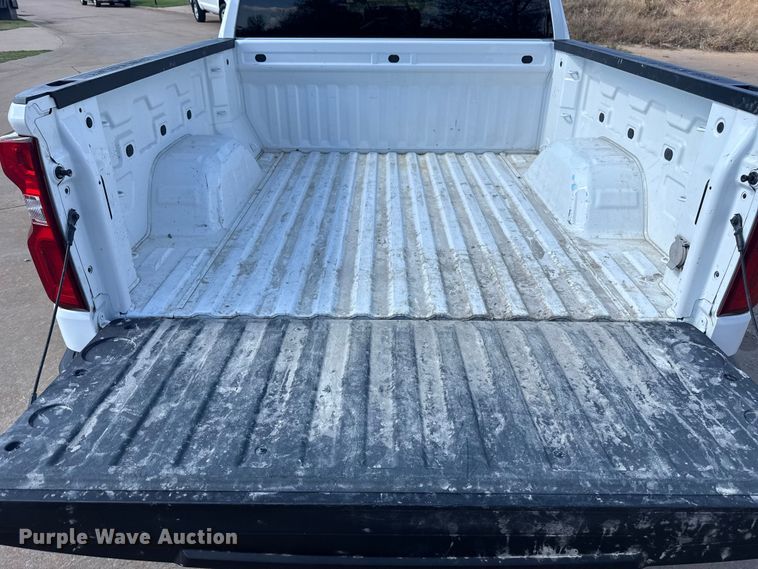 image for item NK9149 2021 Chevrolet Silverado 1500 Crew Cab pickup truck