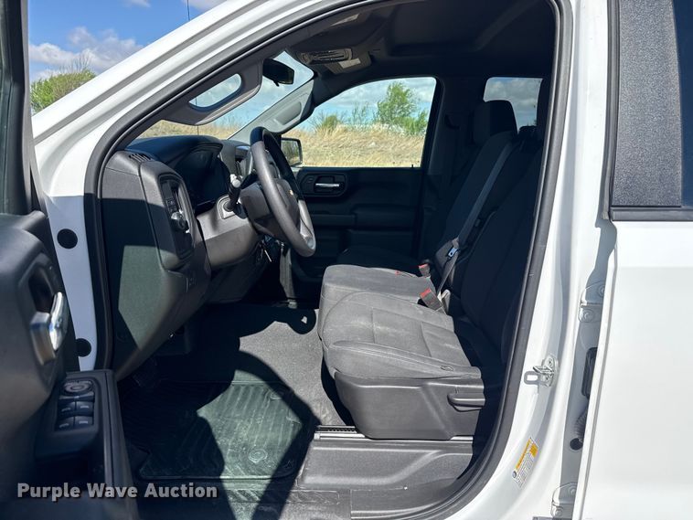 image for item NK9149 2021 Chevrolet Silverado 1500 Crew Cab pickup truck