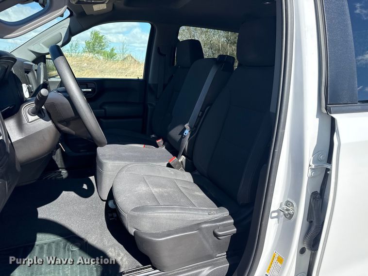 image for item NK9149 2021 Chevrolet Silverado 1500 Crew Cab pickup truck