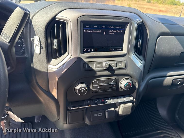 image for item NK9149 2021 Chevrolet Silverado 1500 Crew Cab pickup truck