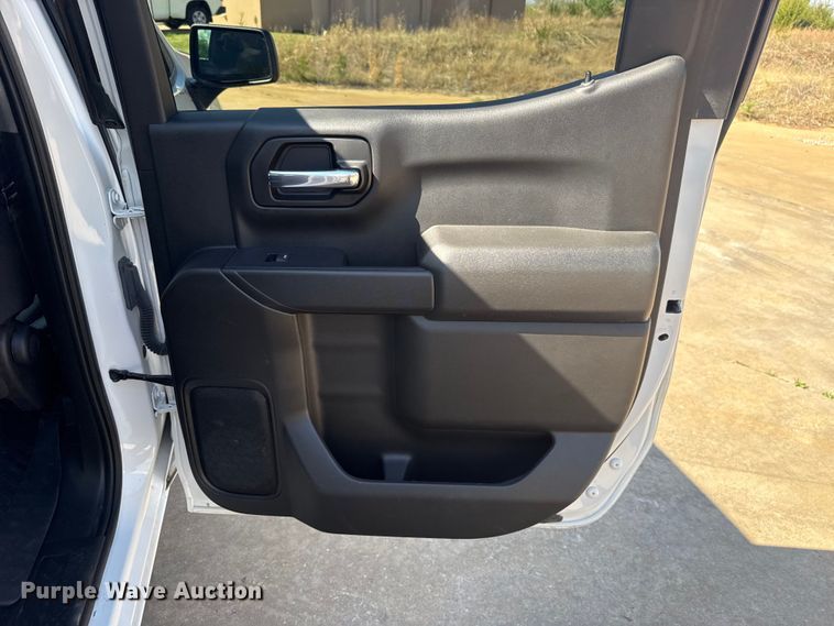 image for item NK9149 2021 Chevrolet Silverado 1500 Crew Cab pickup truck