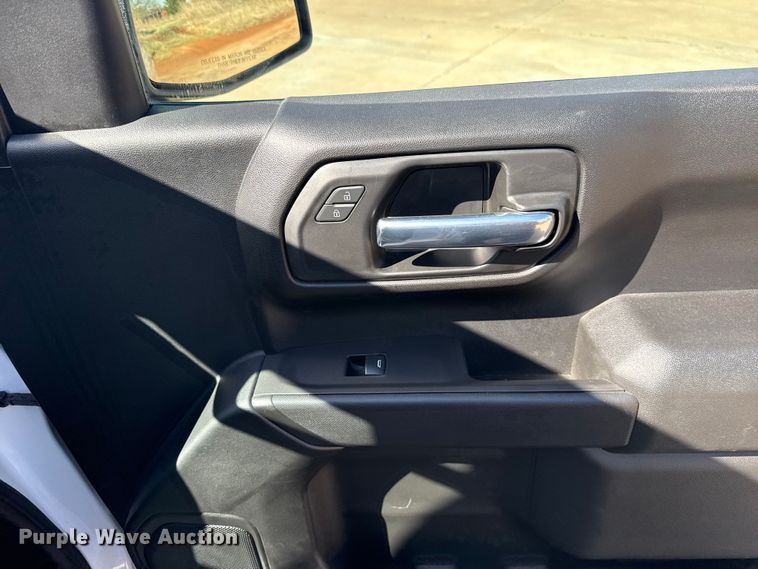 image for item NK9149 2021 Chevrolet Silverado 1500 Crew Cab pickup truck